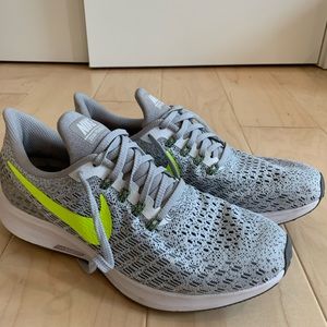 Nike zoom pegasus 35 running shoes